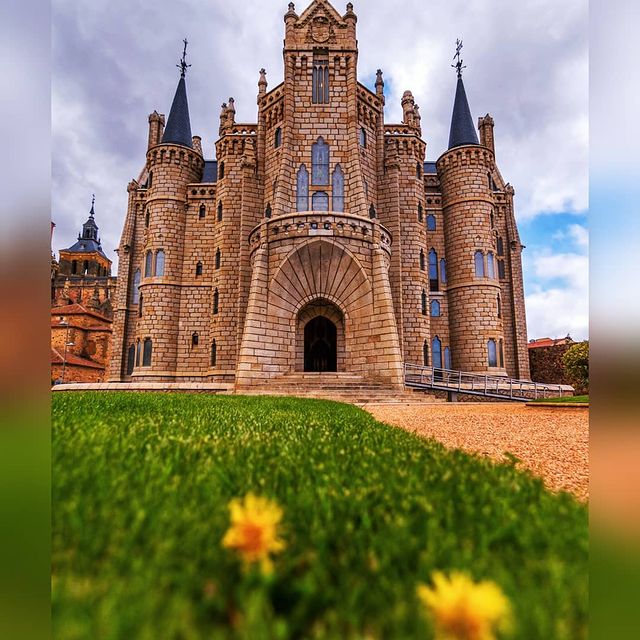 Palacio episcopal Astorga